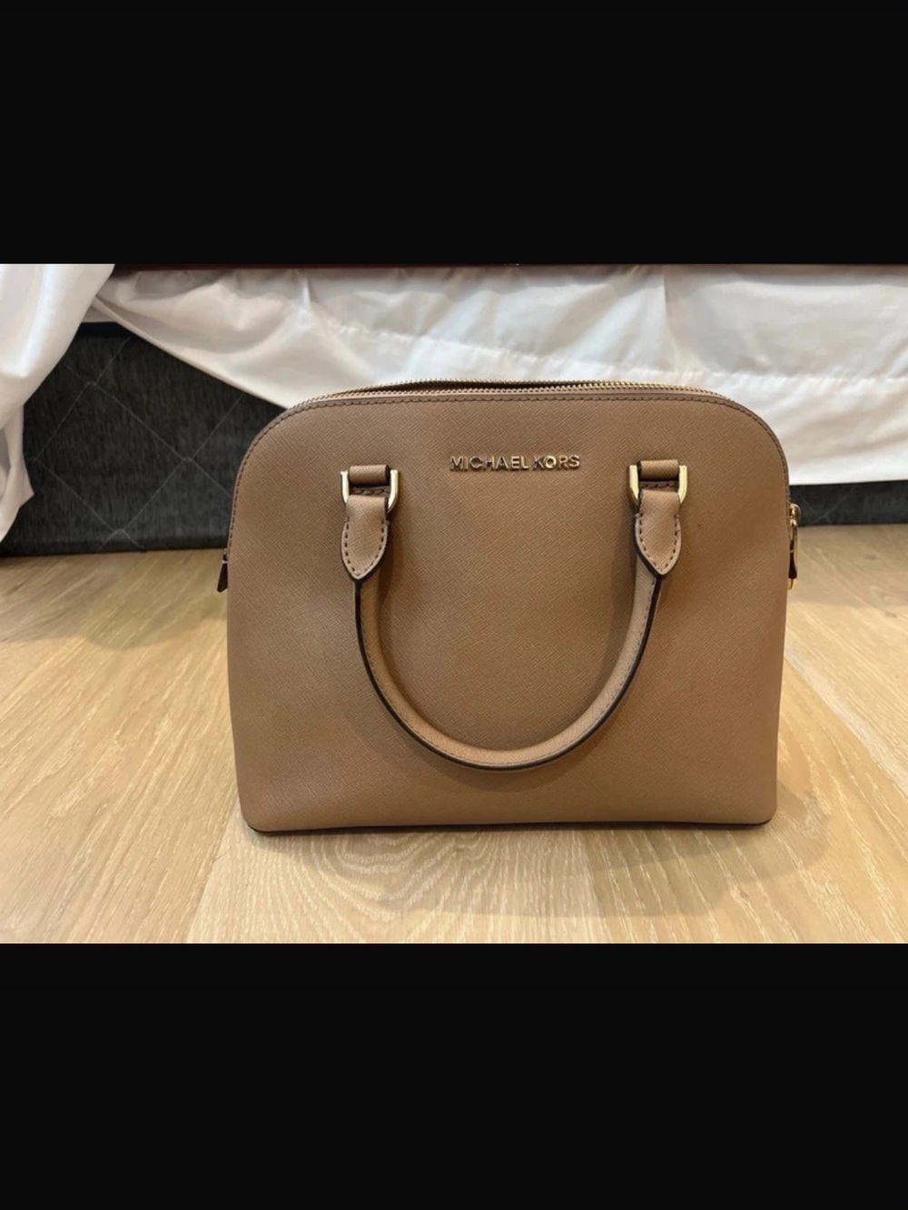 Micheal Kors Jet Set Travel Saffiano Leather Dome Satchel Purse - Taupe